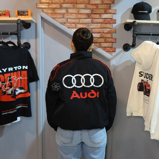 Translation missing: es.Quattro Shadow Racing Jacket
